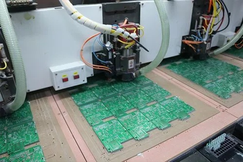 pcb板打样厂家-锣板